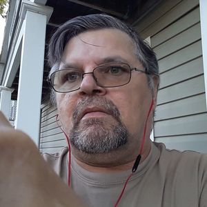 Meet your Posher, Larry